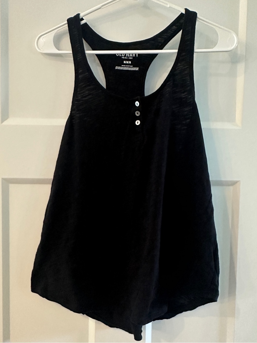 Old Navy Women’s racer back tank top black size medium